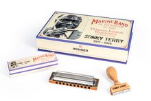 Cargar imagen en el visor de la galería, Hohner Sonny Terry Heritage Edition Marine Band harmonica in key of C